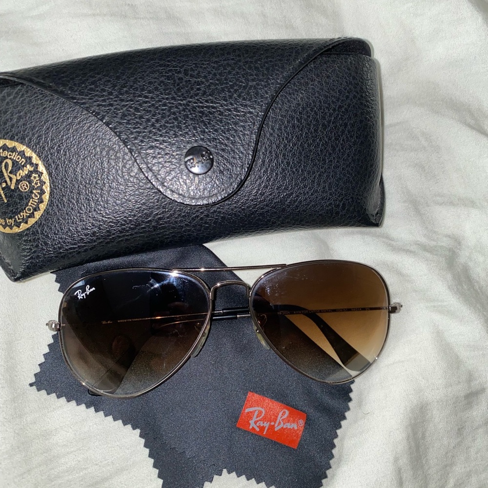Ray-Ban Women’s Aviator Sunglasses